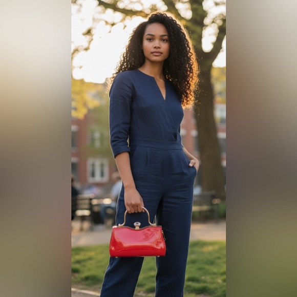 Red La Terre crossbody and evening purse with jeweled clasp New - Picture 2 of 6